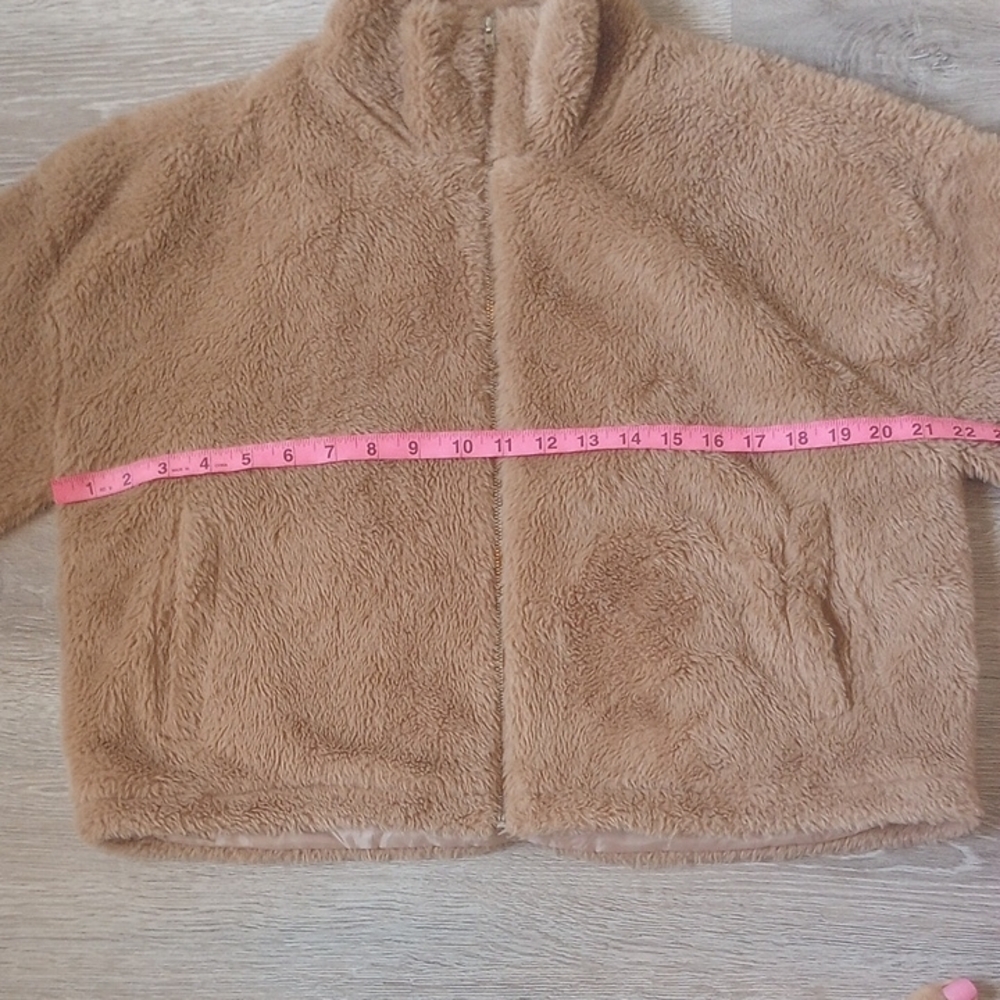 Camellia Beige Fleece Jacket - Picture 6 of 10